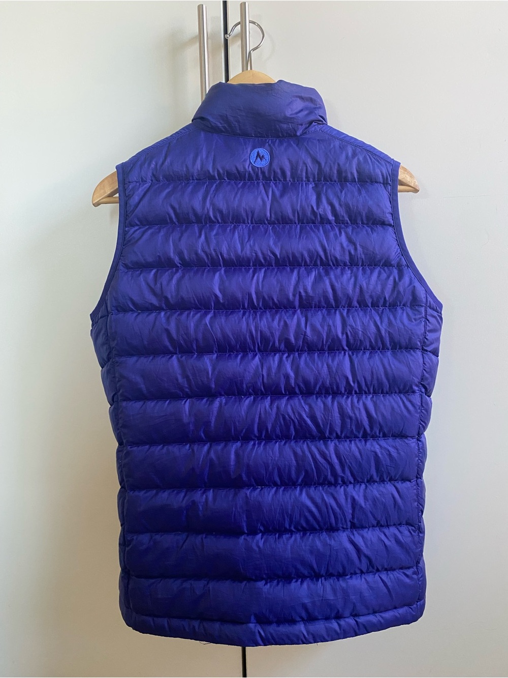 Marmot Women's Down Vest 700 Fill in Purple-Blue - Picture 2 of 7